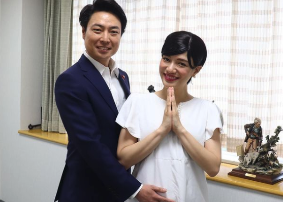 金原早苗 ものまね芸人 の結婚相手 旦那 は特定されてる 錦戸亮との匂わせ交際疑惑で過去に話題にも Tanoseek